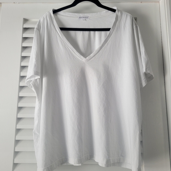 Good American NWT  white tee V-neck size 5. - Picture 5 of 12